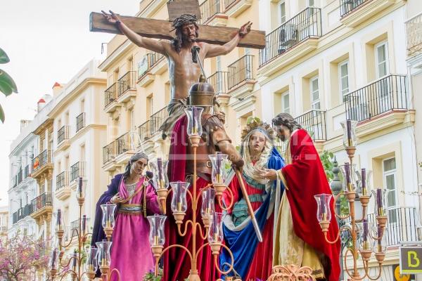 La Hermandad de las Siete Palabras de Cádiz celebra cultos cuaresmales a  sus titulares y el tradicional Sermón