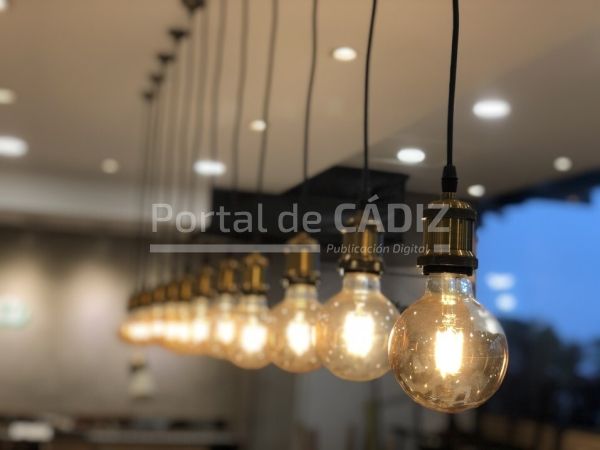 architecture light bulb cafe modern lighting afternoon hanging out home decor dating t20 eakwv7