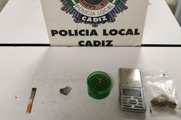 policialocal cigarro 19012022