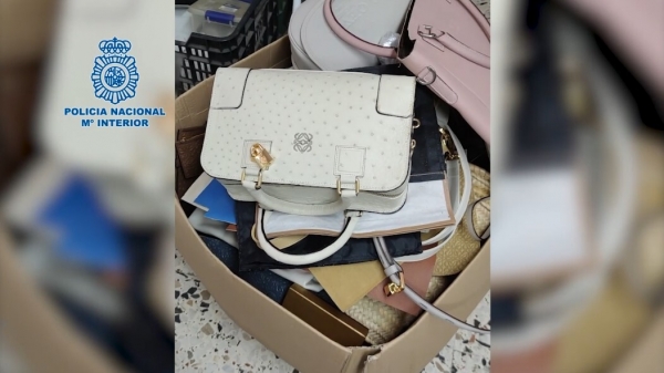 Desmantelan en Ubrique una fábrica clandestina de bolsos falsificados de  marcas de lujo