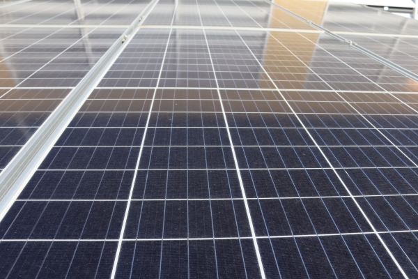 detalle placas solares fotovoltaicas