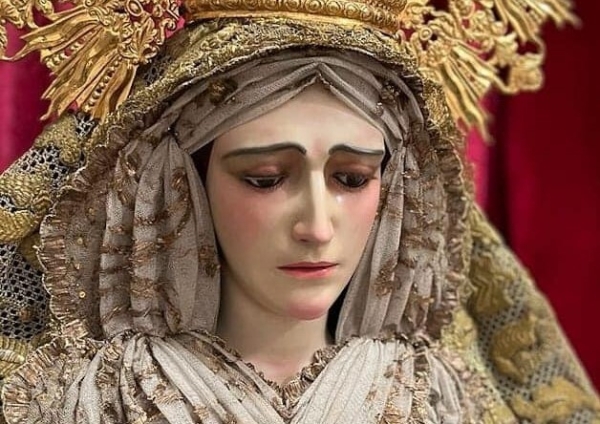 La Borriquita de Cádiz celebra la Misa de Acción de Gracias por el 75º  aniversario de la Virgen del Amparo