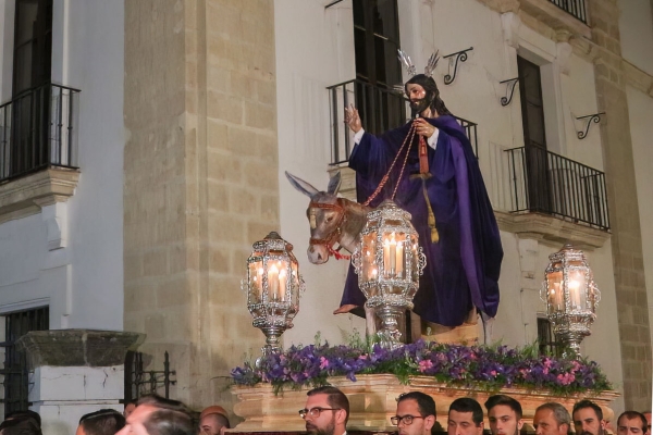 viacrucis parroquial borriquita previa